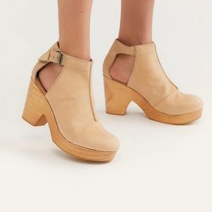 Free People Amber Orchard Clog